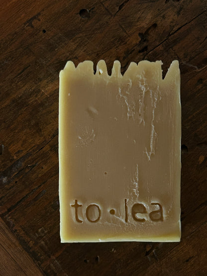 Bay Leaf & Cedarwood